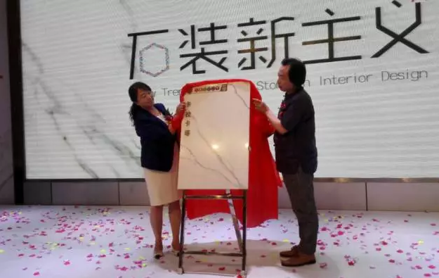 1481352488960254.png blob.png