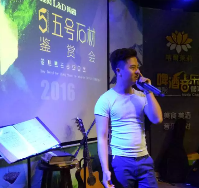 1481591172111861.png blob.png