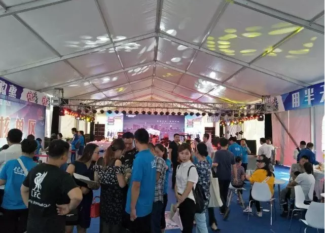 1506580255402175.png blob.png