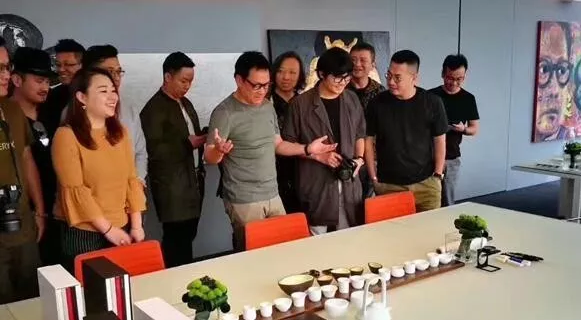 1510729227358024.png blob.png